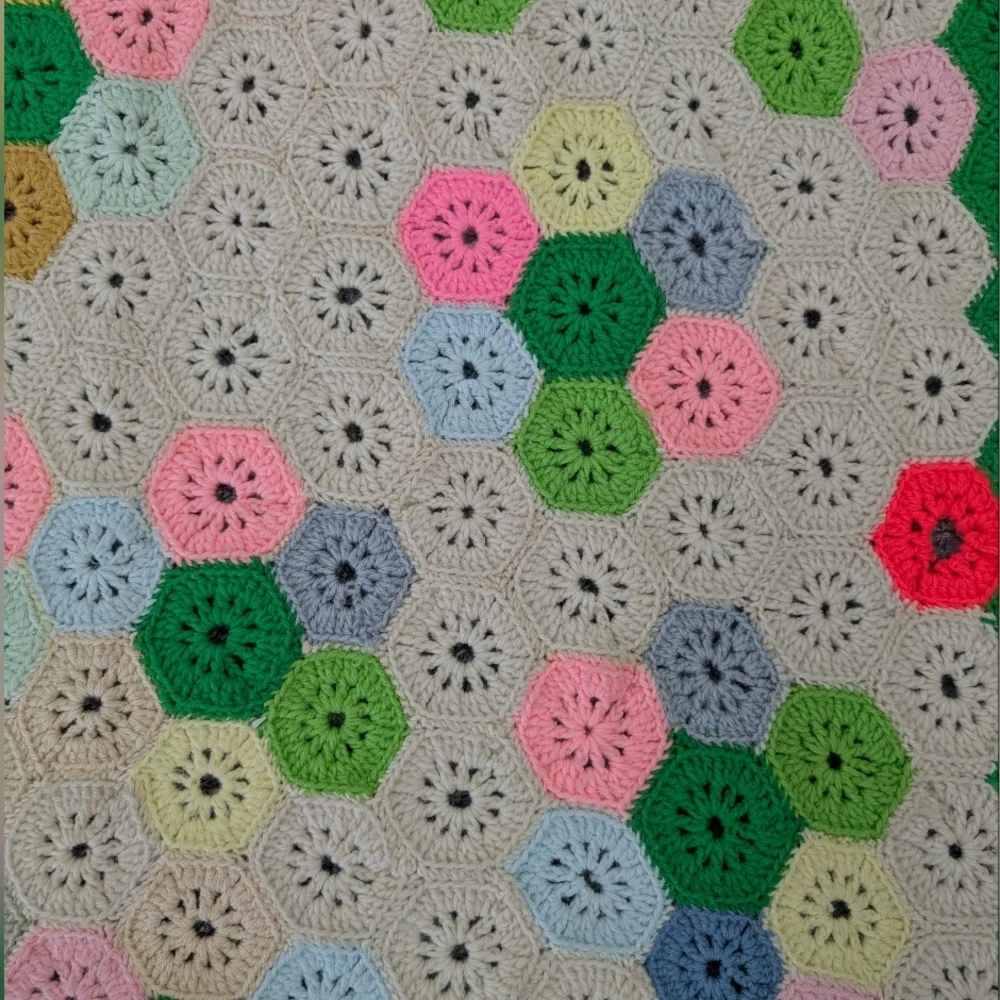 Vintage Handmade Honeycomb Crochet Granny Square Afghan Throw Blanket